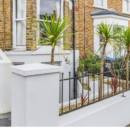 런던 Stunning, Stylish Garden Flat In The Heart Of Wimbledon 아파트 외부 사진